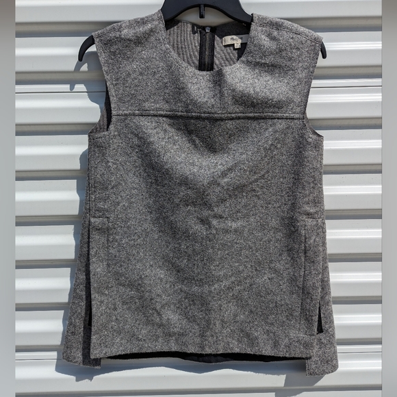 Madewell sleeveless gray top with side zippers - Picture 1 of 9
